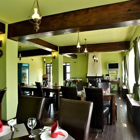 Serena Bran 3*